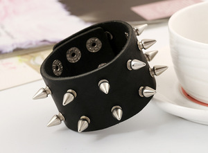 Haute Qualité Style Européen Américain Punk <span class=keywords><strong>Rock</strong></span> Band Bijoux De Mode En Cuir Véritable Alliage Goujons Bracelet Bracelet - Product Image 5