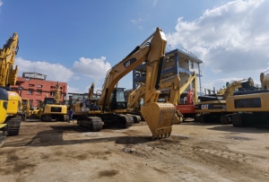 ขายตรงจากโรงงาน รถขุดไฮดรอลิก CAT 325D สภาพดี รถตักดินตีนตะขาบมือสอง Caterpillar เครื่องจักรก่อสร้างหนัก - Product Image 4