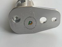 Pièces de moteur OEM QSK19 BUSE DE REFROIDISSEMENT DE PISTON 4953572