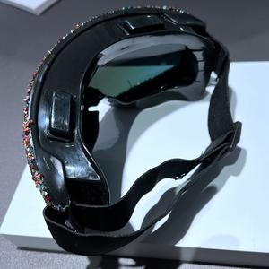 Lunettes de soleil œil-de-chat unisexe faites à la main avec rivets en caoutchouc, monture PC UV400, style punk hip-hop, verres gris pour fête d'<span class=keywords><strong>Halloween</strong></span> 2026 - Product Image 3