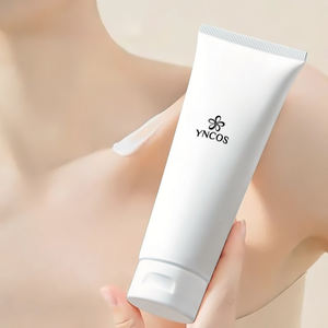 Vente en gros Toucher de renouvellement de la peau un teint nu crémeux Hydratant teinté sans eau Crème tonifiante imperméable <span class=keywords><strong>pour</strong></span> le corps - Product Image 1