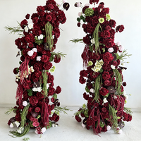 M-R67 Arche de fleurs artificielles en soie blanche et verte, arrangements floraux personnalisés faits à la main pour mariage et Saint-Valentin