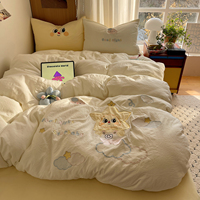 Parure de lit brodée en tissu éponge de dessin animé de qualité supérieure, ultra douce et confortable, housse de couette 300 fils, fournitures de literie en gros
