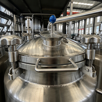 Cuve de Fermentation de Bière Personnalisée de Haute Qualité 100L/200L en Acier Inoxydable à Double Paroi avec Enveloppe de Refroidissement à Cavités, Moteur et Pompe