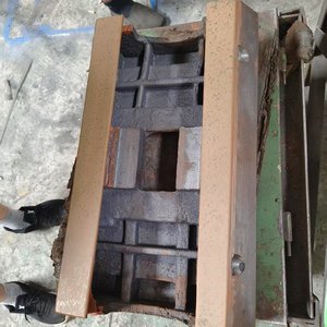Fresadora Vertical de Servicio Ligero con Alimentación Motorizada ZX6350ZA, Nueva Condición, Motor y Núcleo del Motor - Product Image 3