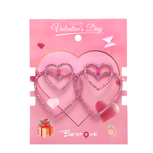 Nuevos pendientes de regalo del Día de San Valentín de Venta caliente lindos pendientes de corazón rosa de doble capa para mujeres listos para enviar - Product Image 1