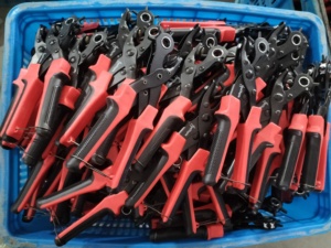 مجموعة أدوات لكمة ثقوب العيينة 10-أداة لكمة الحرف الجلدية لصانع اللافتات - Product Image 4