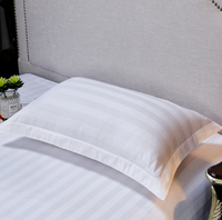 Ensemble de draps et de draps-housses en satin rayé 100% coton, moderne, 200TC, blanc pour hôtel