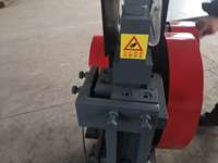 Machine de poinçonnage et de cisaillement mécanique combinée CNCColgar QA32 rouge-noir, poinçonnage et cisaillement de plaques métalliques