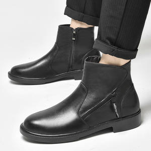 รองเท้าบูทเชลซีสำหรับธุรกิจฤดูหนาวของผู้ชาย ขนาดใหญ่ หนังวัวบุขนแกะ หนา อุ่น ระบายอากาศได้ดี กันลื่น มีซิปด้านข้าง - Product Image 4