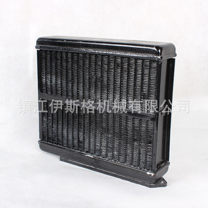 Pompe à vide Isge SRQ60-160 pour la fabrication de refroidisseurs à grille de dissipation thermique - Product Image 4
