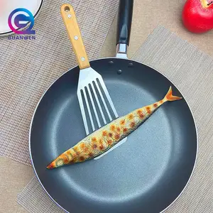Kitchen Stainless Steel Slotted Slotted Fish Spatula With Wooden Handle For Pancakes