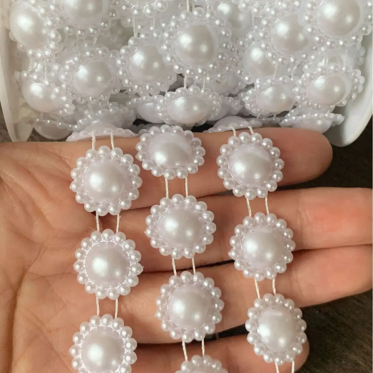 Chaîne de perles en forme d'imitation perle fleur chaîne perles chaîne de perles de résine bricolage mariage pendentif de noël accessoires chaîne de perles