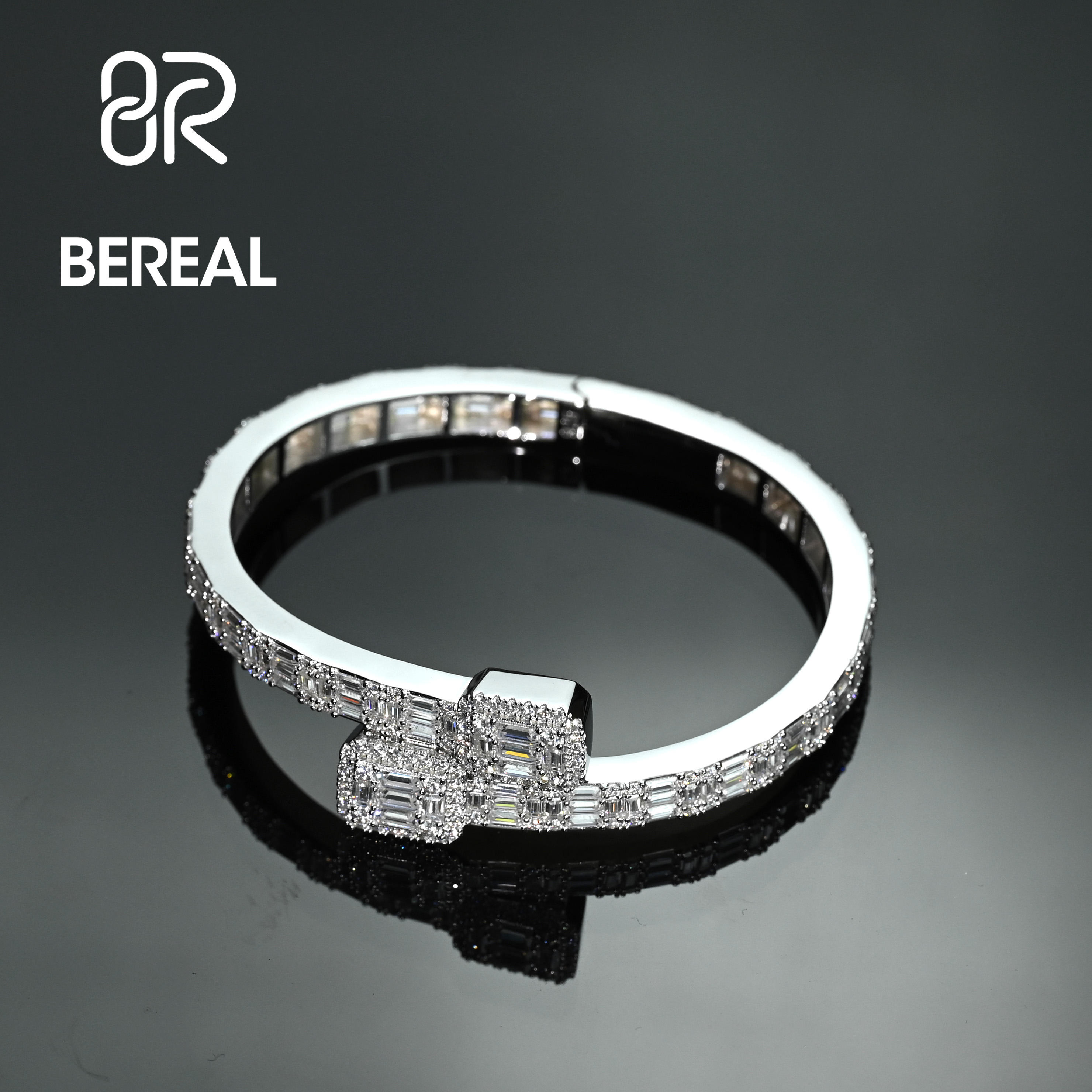 925 Silver with Moissanite