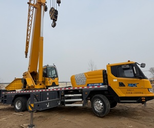 XCM xct25L5 25t <b>crane</b> Year 2020 Truck All-Terrain <b>Crane</b> with SAC1300t STC800t6 STC800t5 STC1000c7 <b>crane</b> made in China - Product Image 4