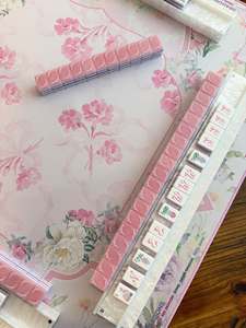 Originale LoveShackFancy X OhM Sorbet Garden LoveShackFancy X Tappetino con Piastrelle Coquette - Product Image 3