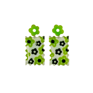 Orecchini in acrilico floreale verde a forma rettangolare con stampa digitale, accessori moda donna di tendenza - Product Image 1