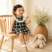 Nouvelle Robe Enfant Sans Manches à Carreaux Original Col Dentelle Coupe Évasée Vêtement Quotidien Enfant Vente en Gros OEM Personnalisé Pour Fillettes