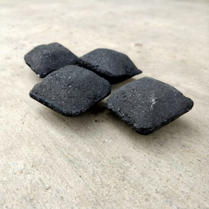Charbon de bois en briquettes en forme d'oreiller de noix de coco Coal King, faible MOQ, produit à marque blanche, idéal pour les restaurants BBQ, qualité supérieure - Product Image 1