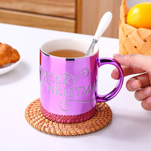 Taza de cerámica navideña de 350 ml con diseño de dibujos animados serigrafiado para regalos - Product Image 1