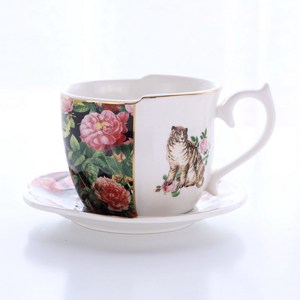 Service à thé vintage en porcelaine fine motif rose tigre, tasse et soucoupe irrégulières à motifs floraux, coffret cadeau - Product Image 5