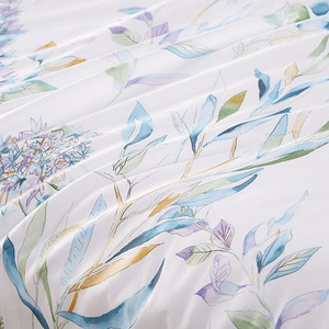 Edredón de Seda Estampado 100% Seda Transpirable para Verano, Edredón para Aire Acondicionado, Uso Doméstico - Product Image 1
