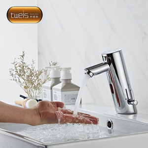 2020 excelente qualidade e moda barato preço mais barato pillar pau ouro/fosco <span class=keywords><strong>sensor</strong></span> preto torneira - Product Image 5