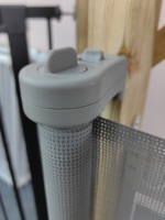 Barrière de sécurité rétractable extra large Wiscky pour bébé, avec loquet facile à enrouler, pour la sécurité des portes intérieures/extérieures, en métal et acier durables
