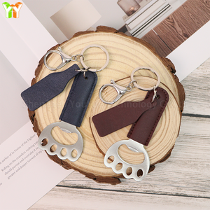 Abridor de Botellas de Cerveza con Diseño de Garra de Gato Moderno, Envío en 3 Días, Abridor de Botellas Portátil de Cuero PU con Llavero, Abridor de Botellas de Acero Inoxidable - Product Image 3