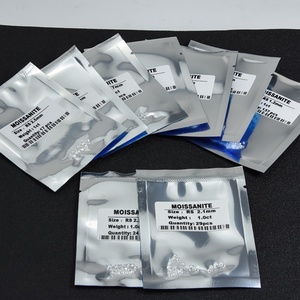 โมอิสซาไนต์เม็ดเล็ก ขนาด 0.8-2.9 มม. สี DEF ความสะอาด VVS1 ทรงกลมเจียระไนแบบ Excellent สำหรับทำเครื่องประดับ บรรจุ 1 กะรัตต่อแพ็ค - Product Image 6