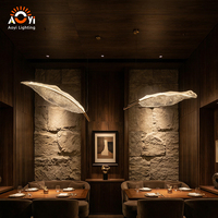 Lustre LED en forme de feuille personnalisé - Luminaire suspendu d'art moderne pour restaurant et hall d'hôtel