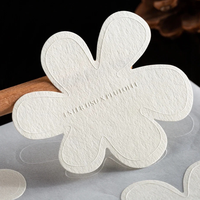 Étiquette adhésive en papier coton gaufré de forme personnalisée pour l'impression d'étiquettes, impression de logo