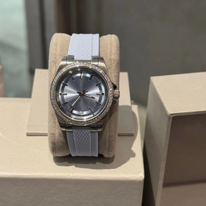 Montre de Luxe Automatique pour Femme, Personnalisée, Vente en Gros, Haute Qualité, Designer de Mode, Verre Saphir, Silicone, Charme Discret - Product Image 1