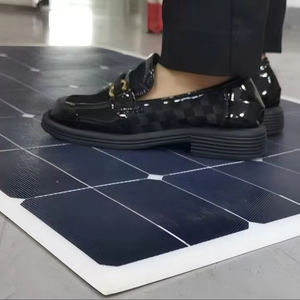 Panneaux solaires flexibles portables <span class=keywords><strong>SunPower</strong></span> 100W 33V, livraison rapide en 24h pour applications marines, voitures et <span class=keywords><strong>camping</strong></span> - Product Image 1