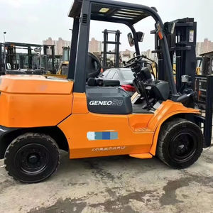 De bons chariots élévateurs du Japon ont utilisé 50 chariot élévateur 7FDN 50 mini chariot élévateur diesel du Japon d'occasion de 5 tonnes avec une bonne qualité - Product Image 1