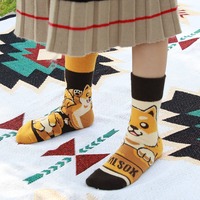 Chaussettes pour enfants sur mesure OEM Chaussettes de haute qualité avec dessins animés amusants Chaussettes mignonnes de printemps et d'automne pour enfants