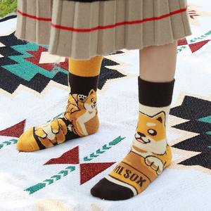 Chaussettes pour enfants sur mesure OEM Chaussettes de haute qualité avec dessins animés amusants Chaussettes mignonnes de printemps et d'automne pour enfants - Product Image 5