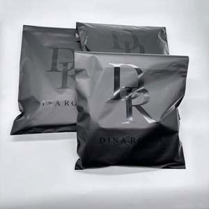 Enveloppes d'expédition en polymailleur biodégradable noir mat avec logo personnalisé, sacs d'expédition pour vêtements, sacs d'emballage pour vêtements - Product Image 3