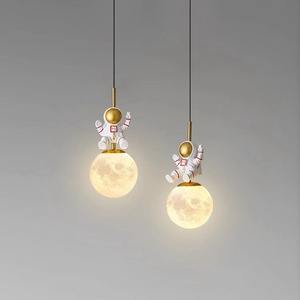 Lampadario Minimalista Nordico per Camera dei Bambini, Lusso Leggero, per Camere di Ragazzi e Ragazze, Personalità, Piccola Luna - Product Image 1