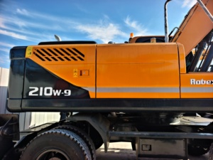 Excavatrice d'occasion Volvo EC350DL pour carrière, exploitation minière et travaux d'ingénierie en aménagement aquatique, état excellent - Product Image 1