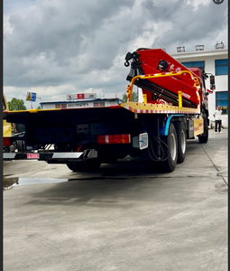 Nuovo Carro Attrezzi CX da 30 Tonnellate con Trasmissione Manuale, Alimentazione Diesel, Emissioni Euro6, Gru con Braccio Pieghevole e Piattaforma - Product Image 5