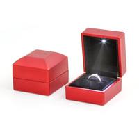 Boîte en plastique Pu velours de luxe, Logo personnalisé, bleu, grand, pour collier étui, boîtes d'emballage, bijoux avec lumière Led, 50 pièces