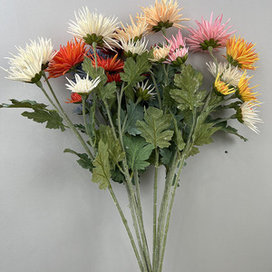 Fleurs artificielles haut de gamme en chrysanthème à 3 têtes, avec tiges floquées et griffes de crabe, effet toucher réel, pour la décoration intérieure et les mariages - Product Image 6