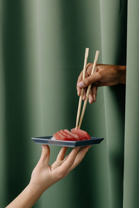 <strong>Disposable</strong> <strong>Twin</strong> Connected Pointed <strong>Chopsticks</strong> Wooden Breakable Split Pair Individually Wrapped for Restaurant Takeaway Party Use - Product Image 2