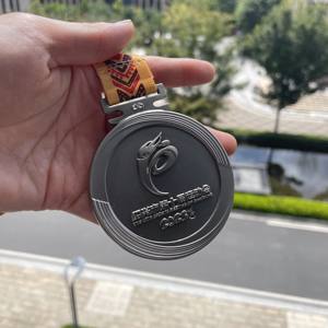 Medaglia in Metallo Placcato Personalizzata <span class=keywords><strong>con</strong></span> Logo, <span class=keywords><strong>Nome</strong></span> o Testo, Forma Rotonda, Design Moderno per Premi Sportivi - Product Image 4