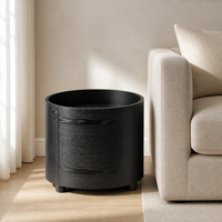 Table de chevet cylindrique moderne faite à la main et durable pour chambre d'hôtel, en placage de bois fumé, avec tiroir en bois massif et porte courbée à fermeture douce