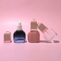 Flacon pompe en verre de 30 ml, style unique personnalisé, avec bouchons pompe roses pour fond de teint liquide