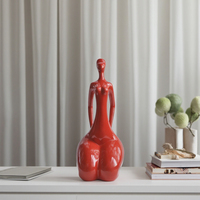 Sculpture Abstraite Femme en Résine Art Déco Faite à la Main Rouge Décoration Moderne pour la Maison Figurine Statue pour Salon ou Galerie