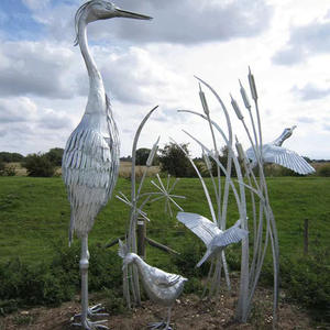 Escultura Elegante y Sofisticada de Acero Inoxidable - Arte Abstracto Moderno para Exteriores, Parques, Jardines y Paisajes - Product Image 3