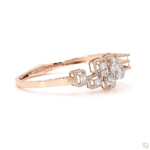 สร้อยข้อมือเพชรทองคำสุดหรูสำหรับผู้หญิง ดีไซน์สวยงาม น้ำหนักเบา สวมใส่สบาย เหมาะสำหรับงานแต่งงาน งานเลี้ยง และสวมใส่ในชีวิตประจำวัน - Product Image 1